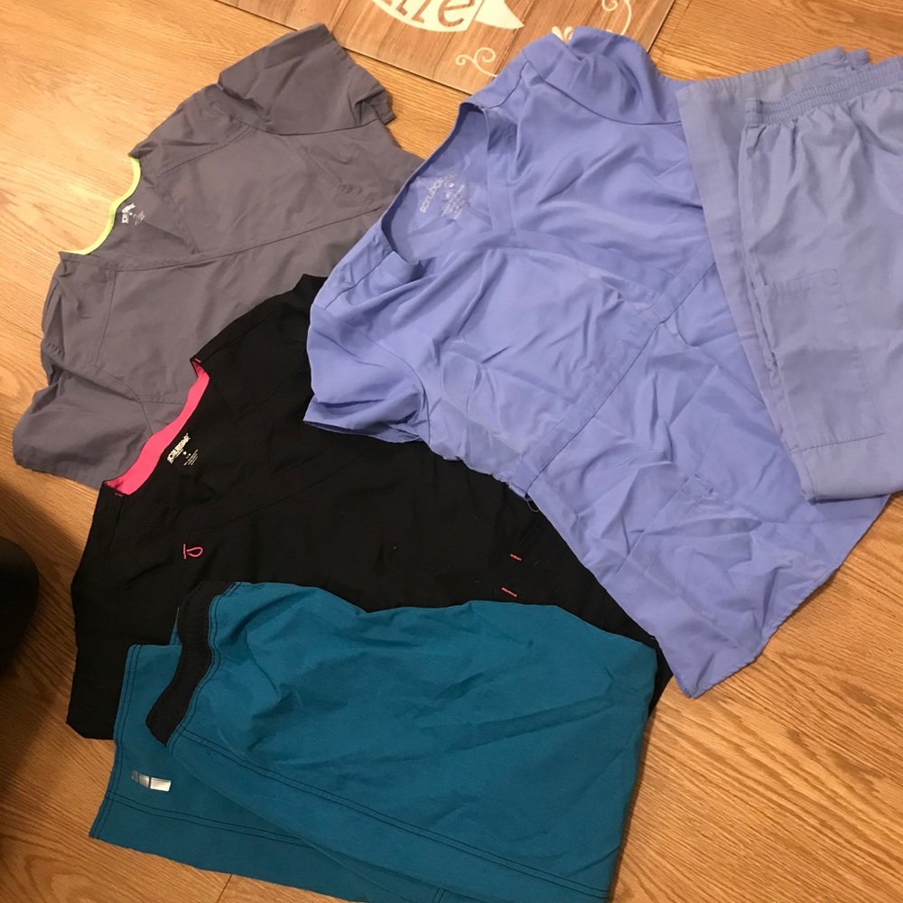 Scrubs, 3 tops & 2 bottoms